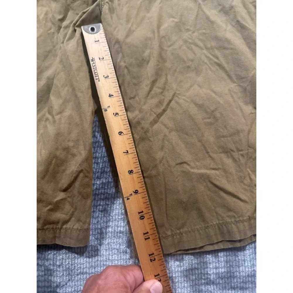 Levi's Mens Khaki Tan Cargo Shorts Multi Pocket‎ Utility Hiking Casual 44X12